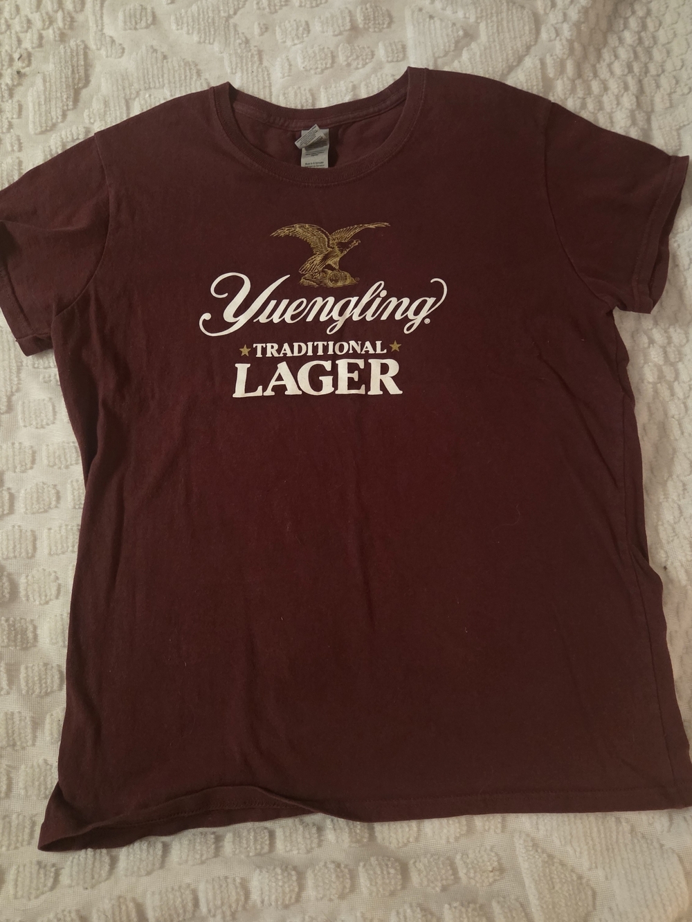 Yuengling Lager Tee  Burgundy Beer Graphic T-Shirt Women’s L